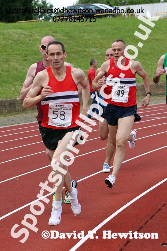 800 metres, North East Masters Champs, Monkton Stadium,  Jarrow. Photo: David T. Hewitson/Sports for All Pics
